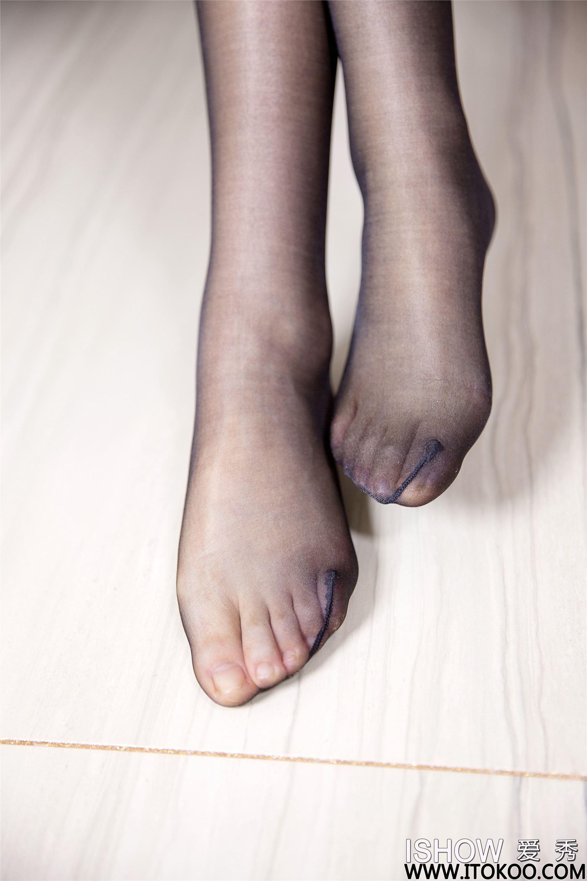 ISHOW爱秀 2023.05.20 NO.365 杨伊伊Eva